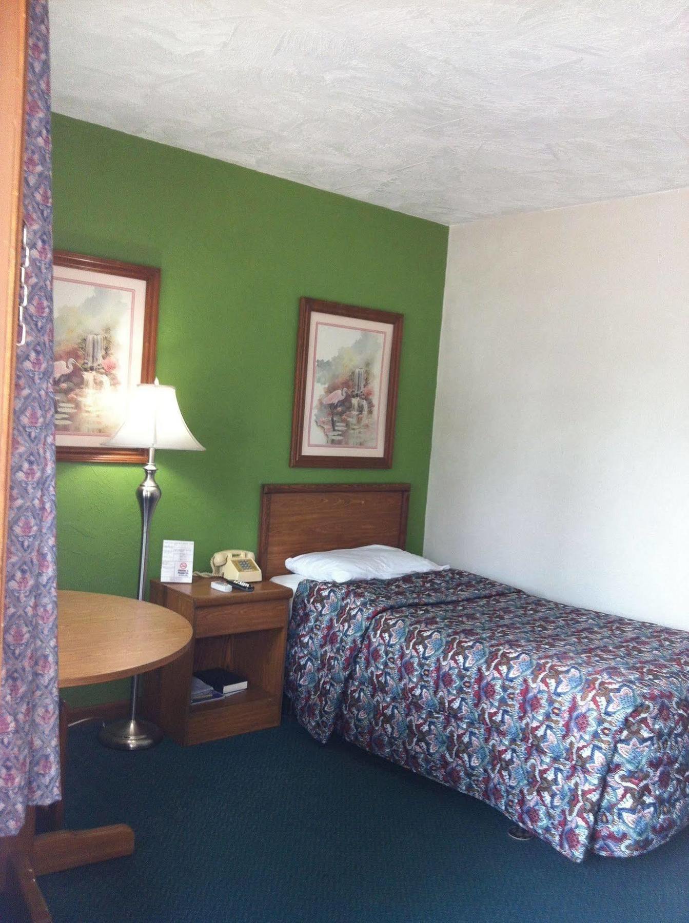 East Street Inn & Suites Tipton Luaran gambar